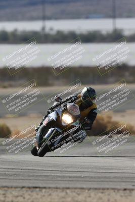 media/Nov-16-2025-Race Pace (Sun) [[8c5fa54630]]/Non Verified Riders (1st 20 Minutes)/1-Turn 14 (10am)/